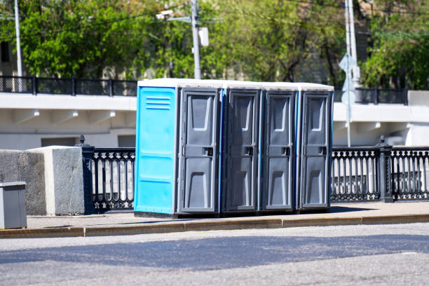 Porta potty delivery and setup in Clay City, KY